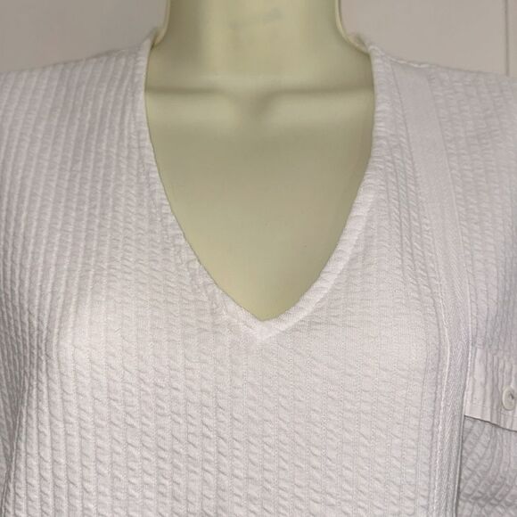 Vintage 70s/80s Catalina White Textured Cap Sleeve V Neck Top with Ribbed Hem - Picture 2 of 8
